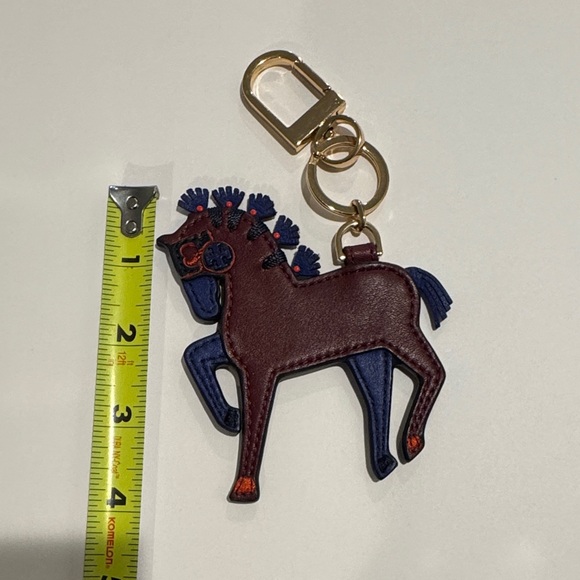 Tory Burch Hank The Horse Keychain Bag Charm with Gold Clip - Picture 2 of 3